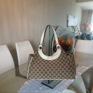 💯% authentic Gucci bag
